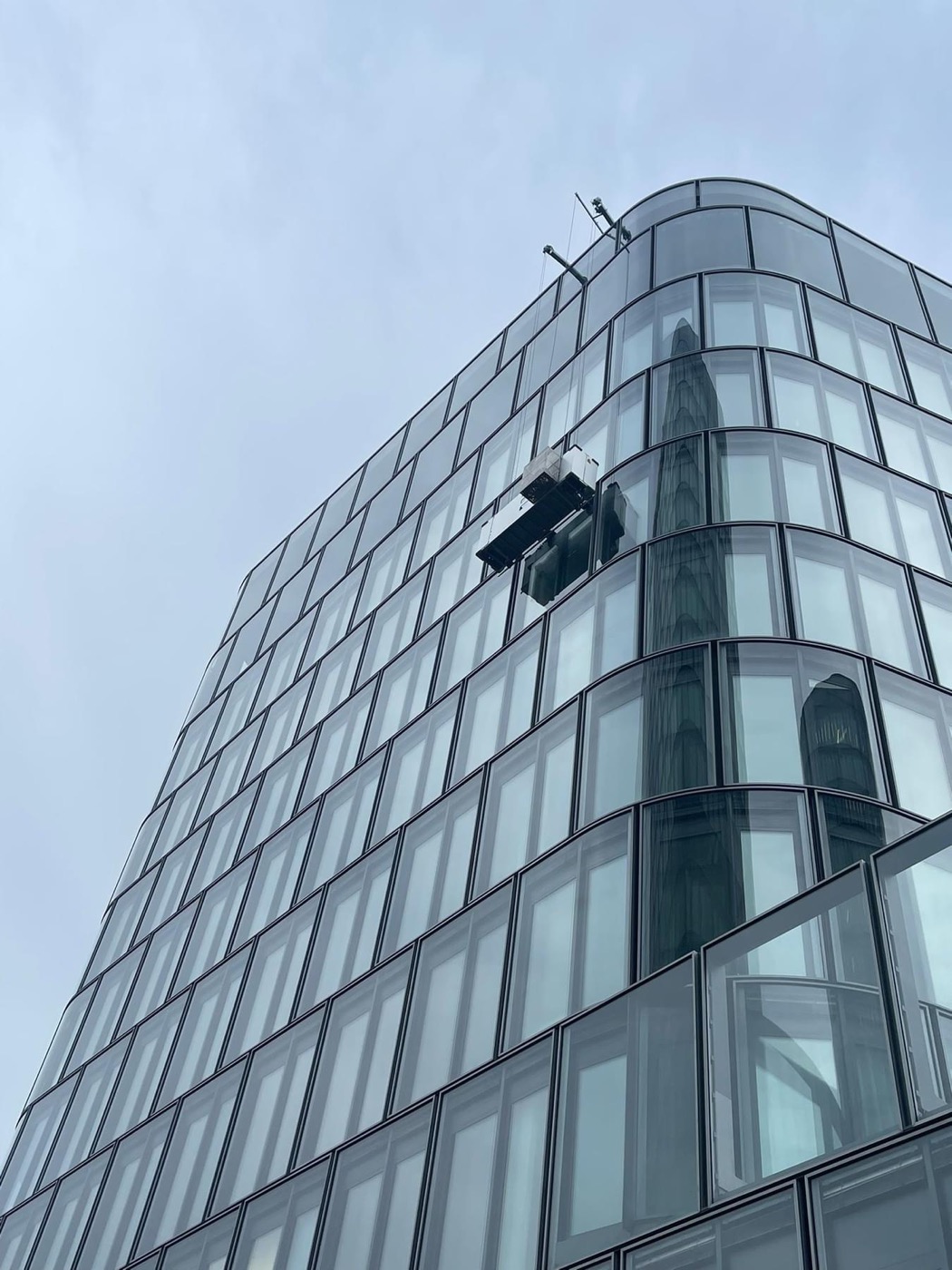 Glasreinigung durch ES-Gebäudereinigung
